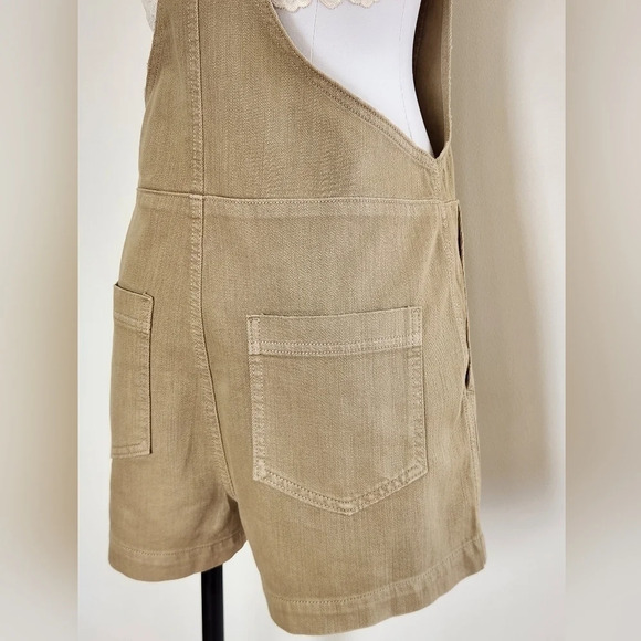 NWT || AERIE || khaki, green, overalls, bibs, shorts, pockets, casual, size xs - Picture 4 of 7